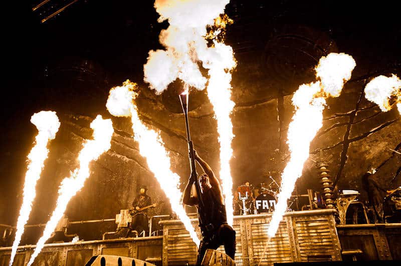 Rammstein – Perrel hangolnak a nyári koncertekre