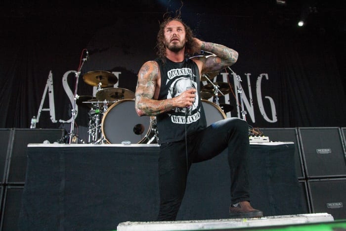 As I Lay Dying – A gyógyulás útján